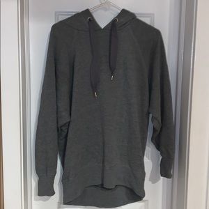 Oversized sweatshirt.